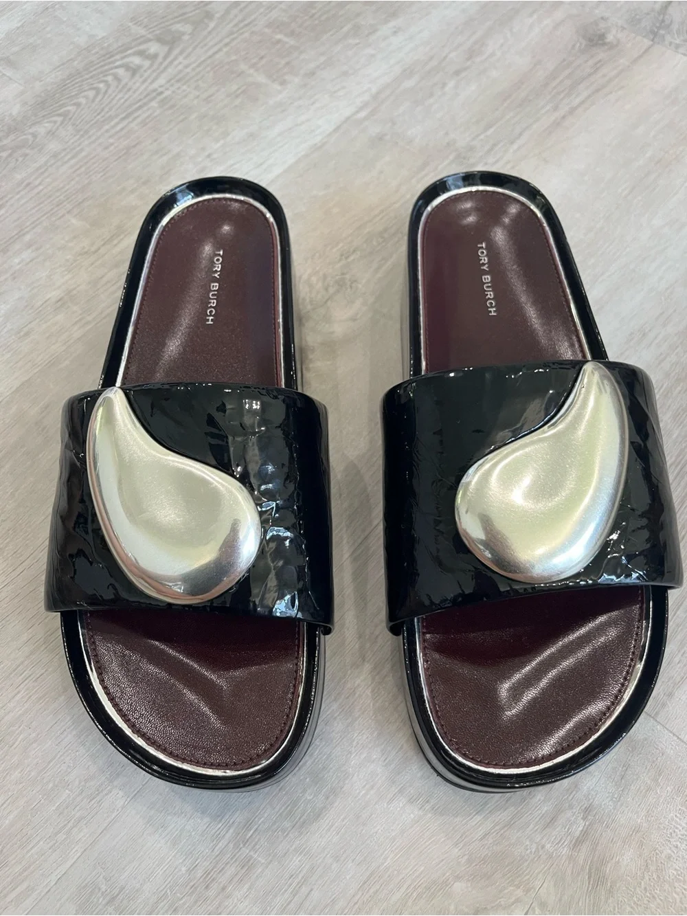 Tory Burch Patos Platform Slide Sandals Black Patent 9 New NWOB Modern Luxury